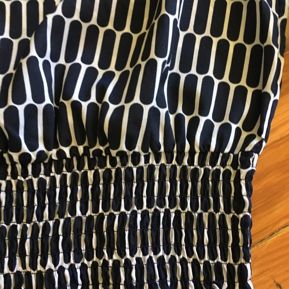 Sz medium Michael Kors smock waist top - Picture 4 of 6